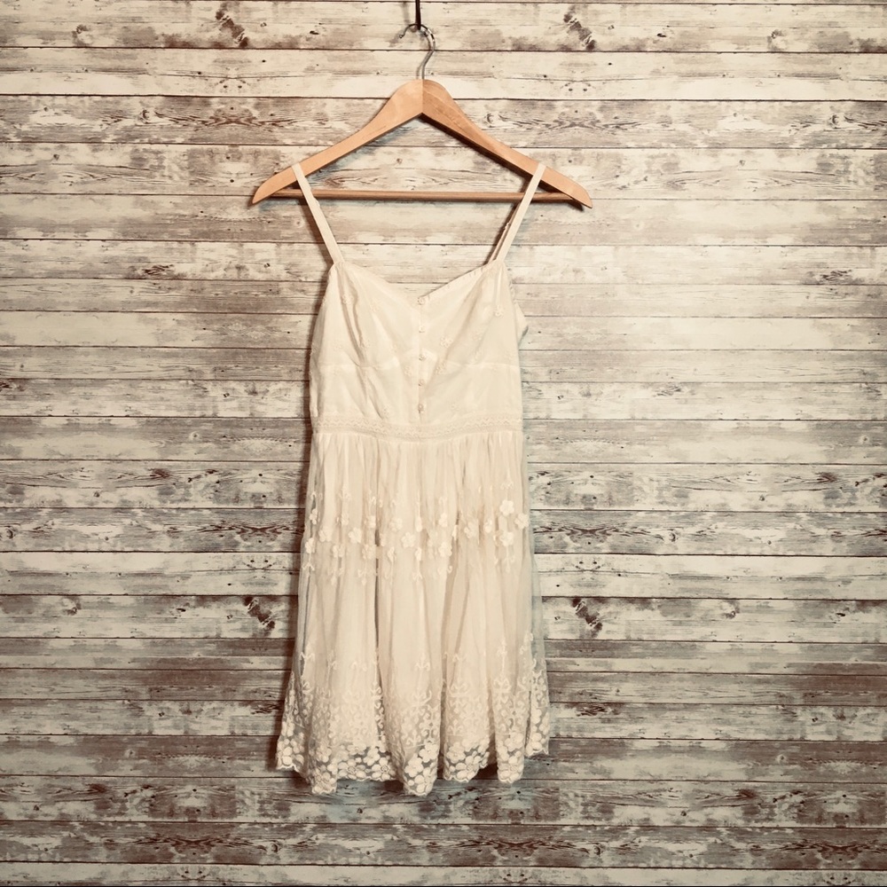 American Eagle Gorgeous Lace Dress